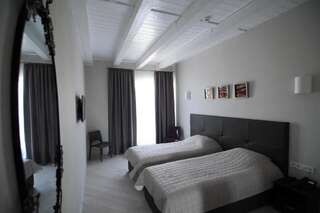 Отель Hotel Nika 2 Черноморск Стандартный двухместный номер с 1 кроватью или 2 отдельными кроватями-37