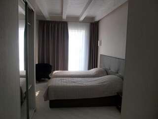 Отель Hotel Nika 2 Черноморск Стандартный двухместный номер с 1 кроватью или 2 отдельными кроватями-47